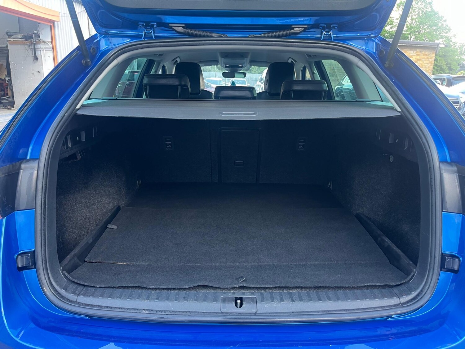 Vehicle 28
