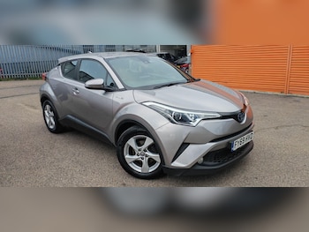 Used Toyota C-HR 2019 for sale - 76370970: Photo