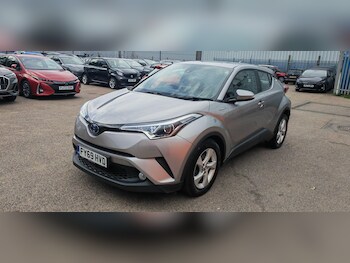 Used Toyota C-HR 2019 for sale - 76370970: Photo