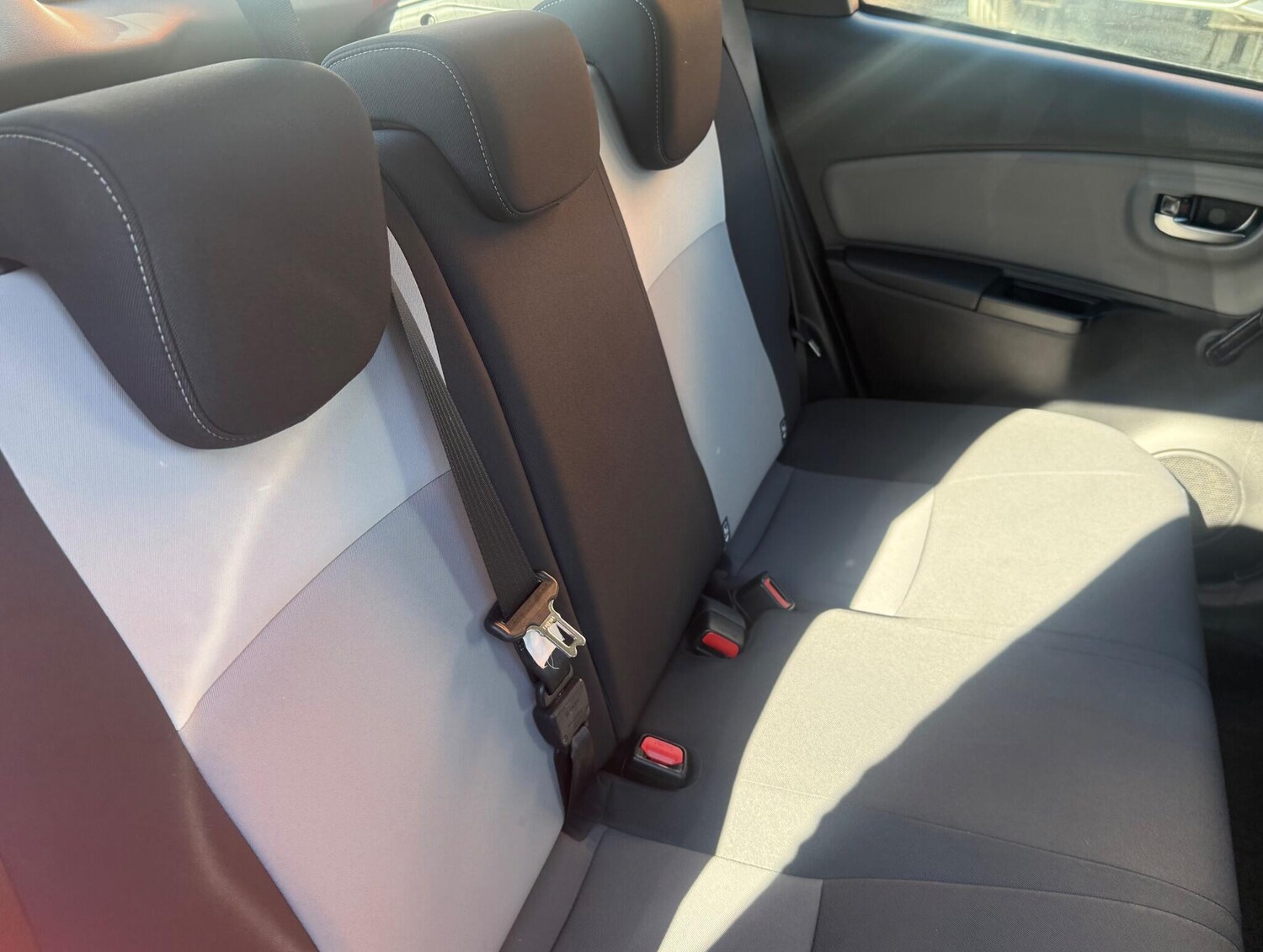 Used Toyota Yaris 2018 for sale - 75991045: Photo 19