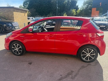 Used Toyota Yaris 2018 for sale - 75991045: Photo