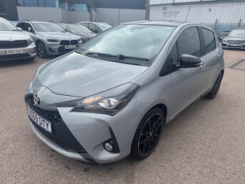 Used Toyota Yaris 2019 for sale - 76174828: Photo 2
