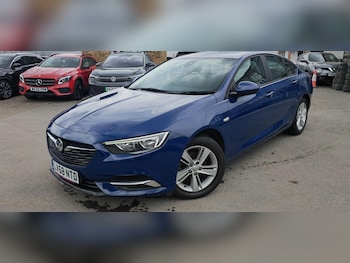 Used Vauxhall Insignia 2018 for sale - 76031713: Photo 2