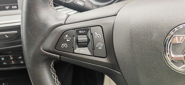 Used Vauxhall Insignia 2018 for sale - 76031713: Photo 33