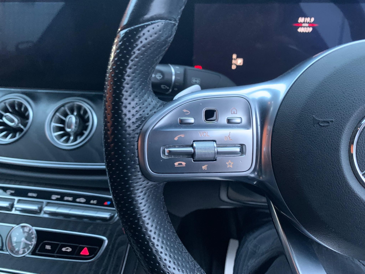 Used Mercedes-Benz E Class 2019 for sale - 75905954: Photo 18