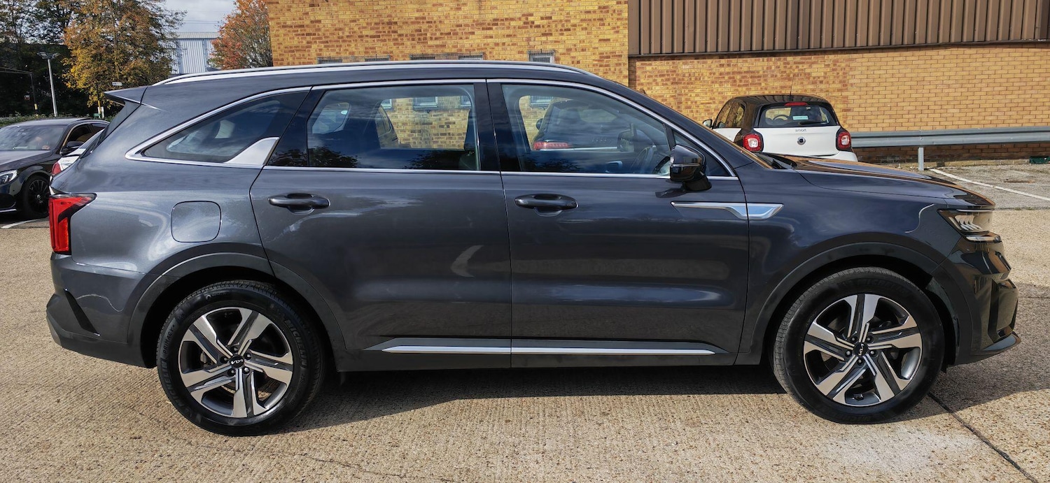 Used Kia Sorento 2023 for sale - 76398147: Photo 3