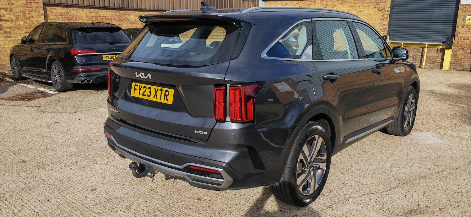 Used Kia Sorento 2023 for sale - 76398147: Photo 4