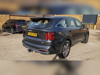 Used Kia Sorento 2023 for sale - 76398147: Photo