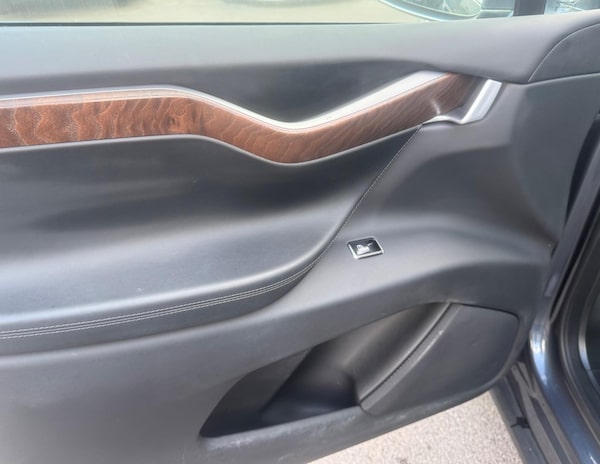 Used Tesla Model X 2020 for sale - 75670156: Photo 16