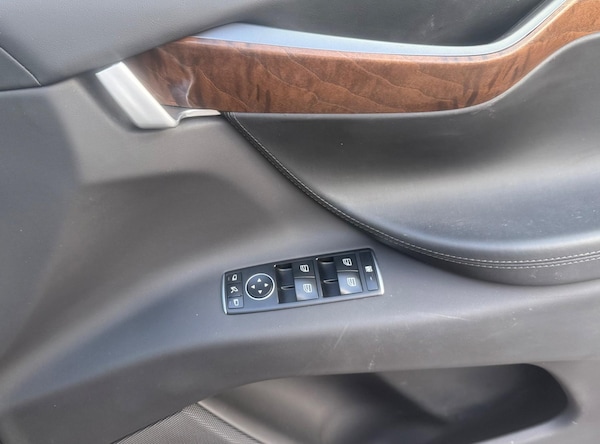 Used Tesla Model X 2020 for sale - 75670156: Photo 21