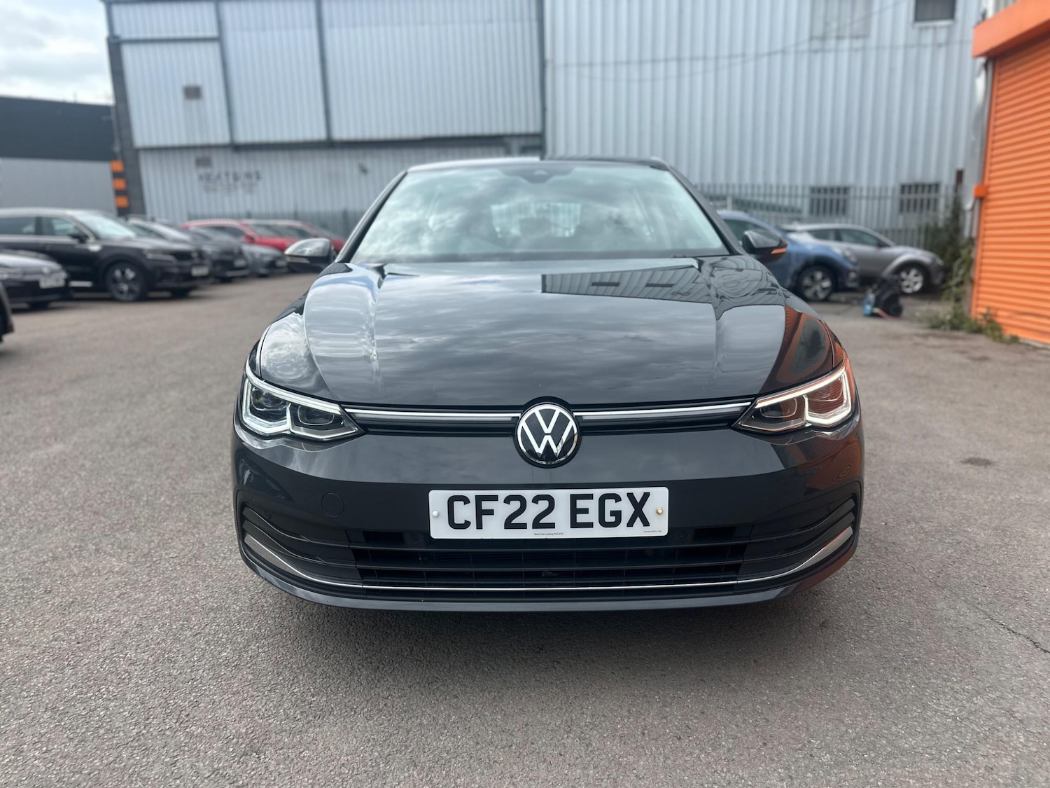 Used Volkswagen Golf 2022 for sale - 76327379: Photo 2