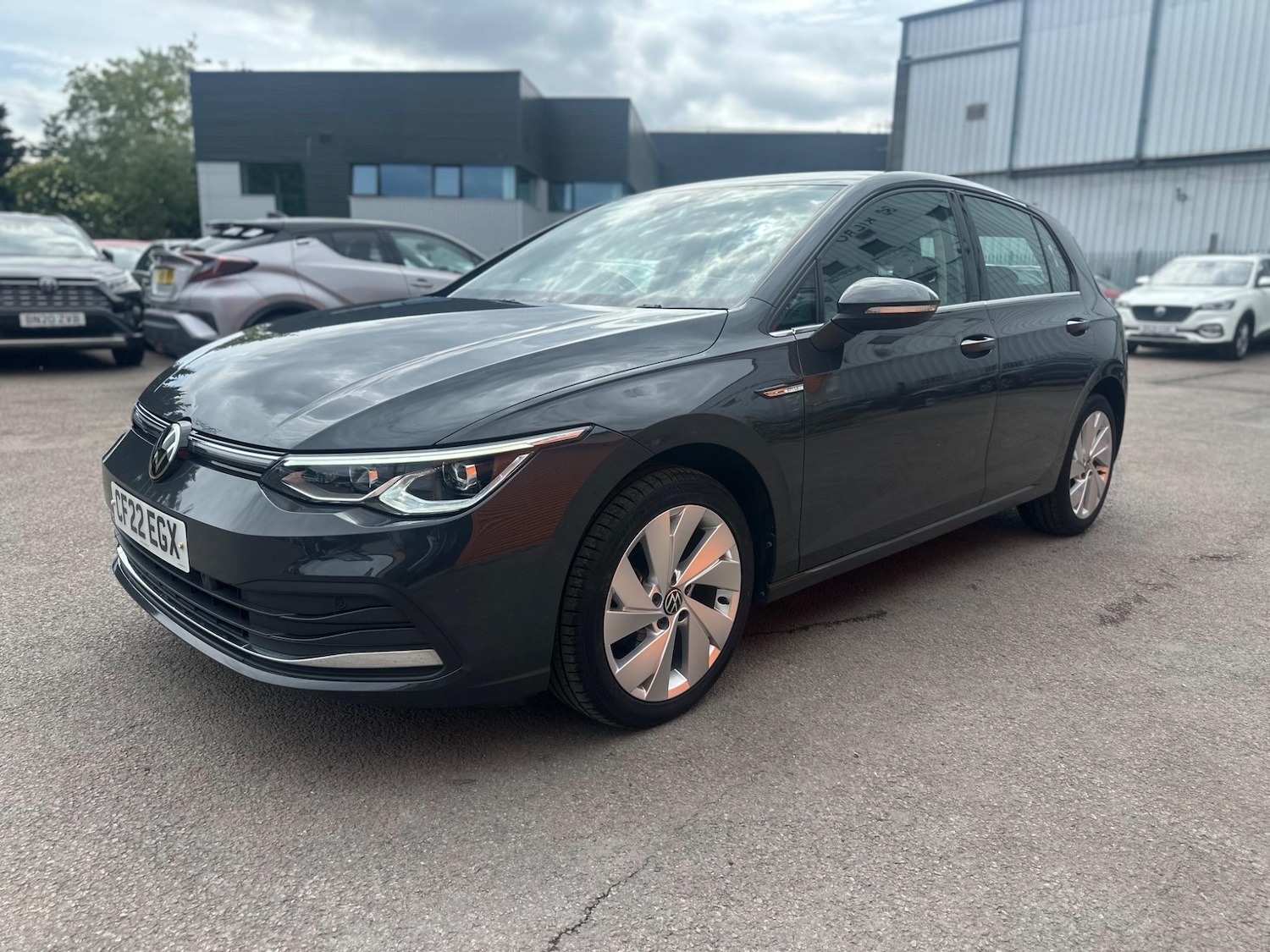 Used Volkswagen Golf 2022 for sale - 76327379: Photo 3