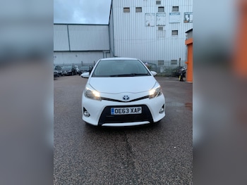 Used Toyota Yaris 2013 for sale - 75857285: Photo