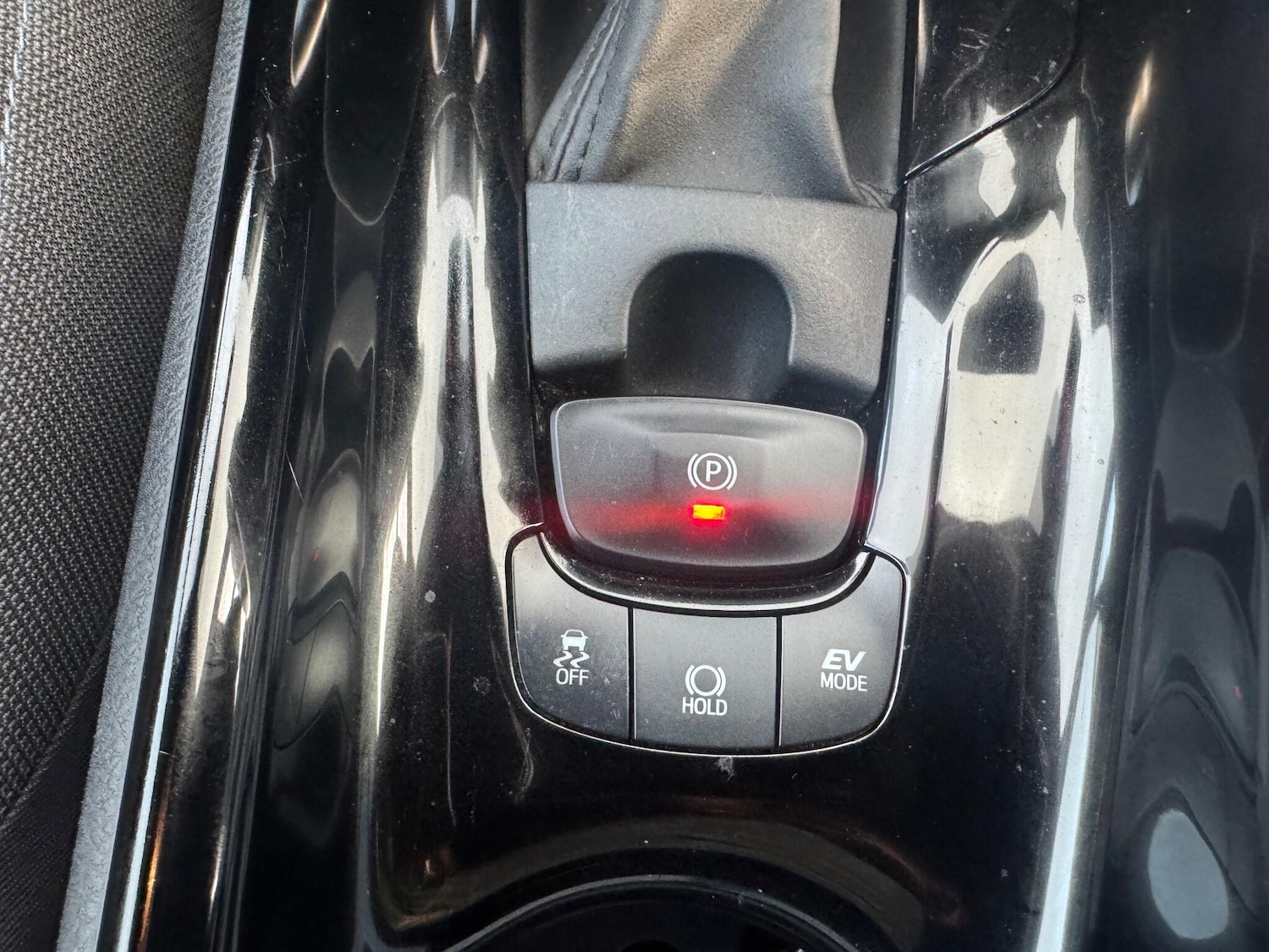 Used Toyota C-HR 2021 for sale - 76398127: Photo 17