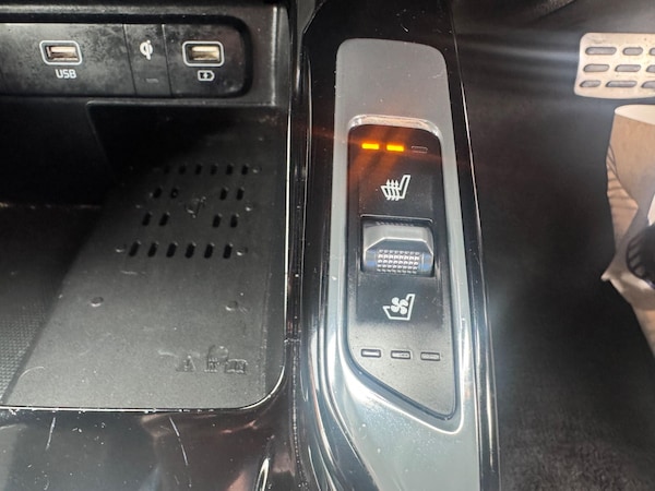Used Kia Sorento 2021 for sale - 76239938: Photo 25