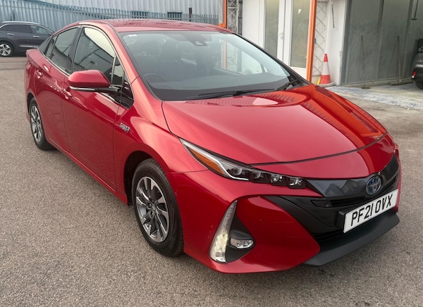 Used Toyota Prius 2021 for sale - 76013063: Photo 11