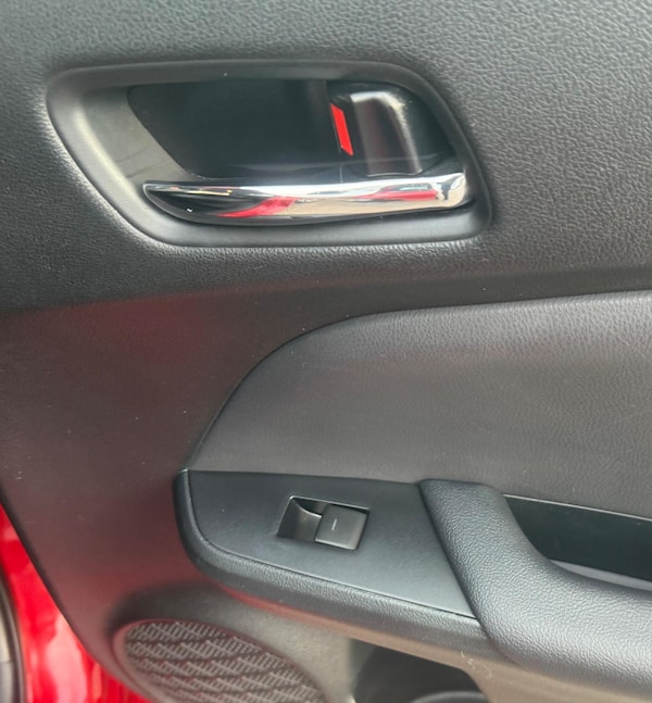 Used Toyota Prius 2021 for sale - 76013063: Photo 19
