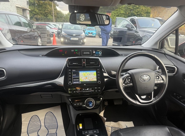 Used Toyota Prius 2021 for sale - 76013063: Photo 20