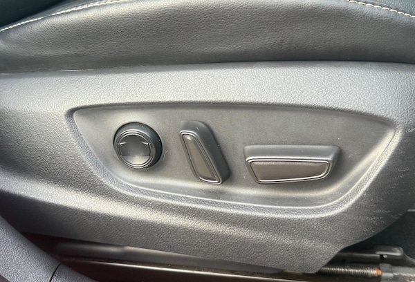 Used Toyota Prius 2021 for sale - 76013063: Photo 22