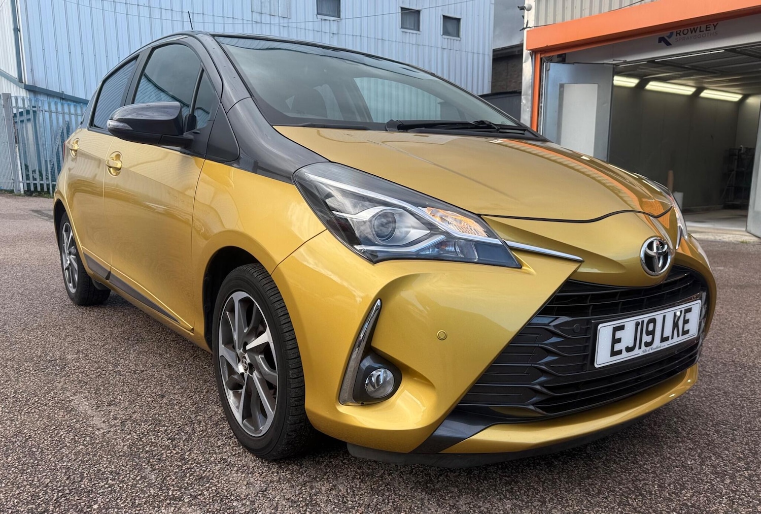 Used Toyota Yaris 2019 for sale - 75915161: Photo 1