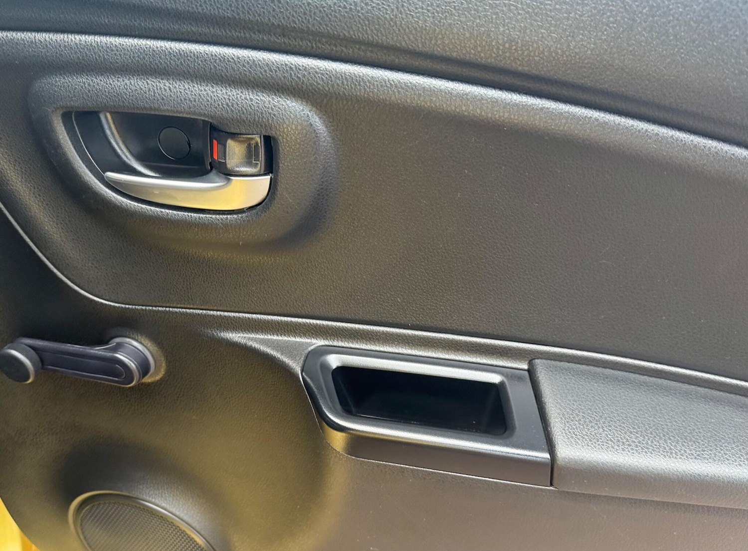 Used Toyota Yaris 2019 for sale - 75915161: Photo 17