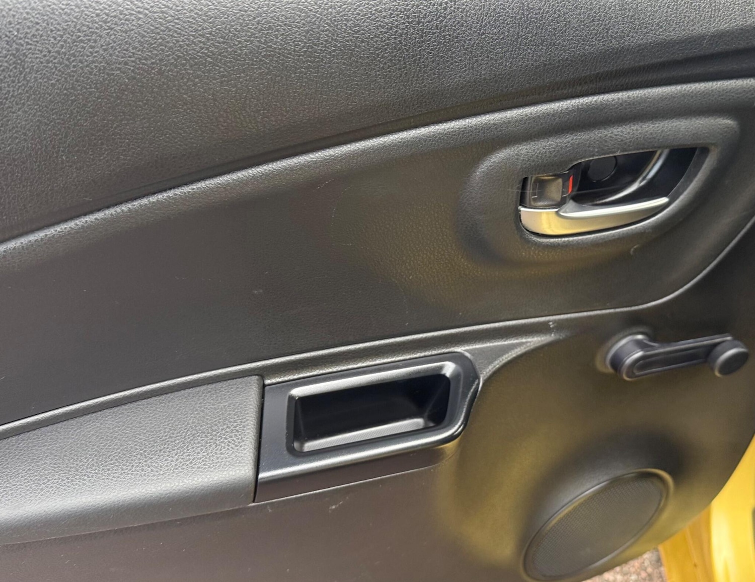 Used Toyota Yaris 2019 for sale - 75915161: Photo 19