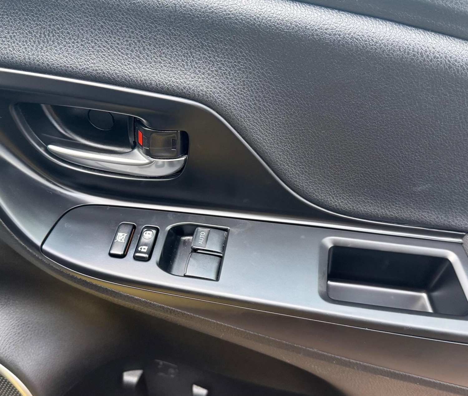 Used Toyota Yaris 2019 for sale - 75915161: Photo 20