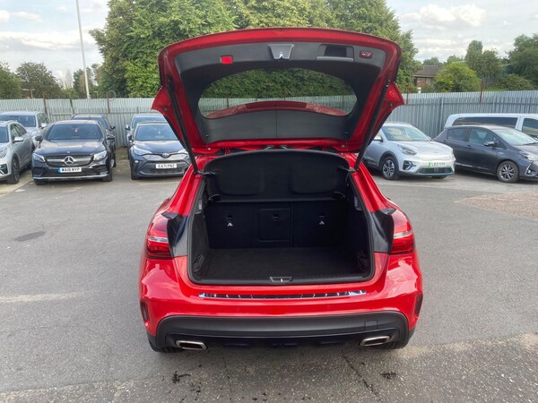 Used Mercedes-Benz GLA 2020 for sale - 75670787: Photo 17