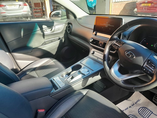 Used Hyundai KONA 2020 for sale - 76152904: Photo 11