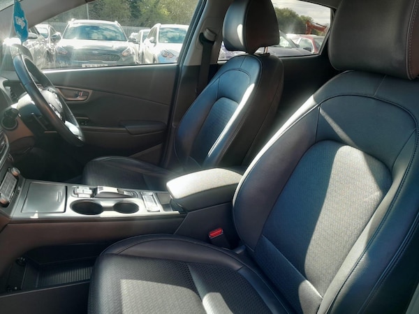 Used Hyundai KONA 2020 for sale - 76152904: Photo 29