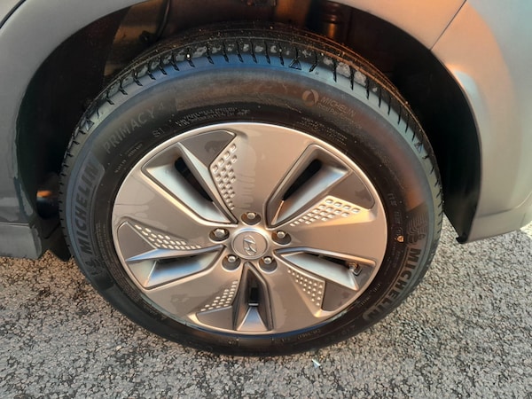 Used Hyundai KONA 2020 for sale - 76152904: Photo 7