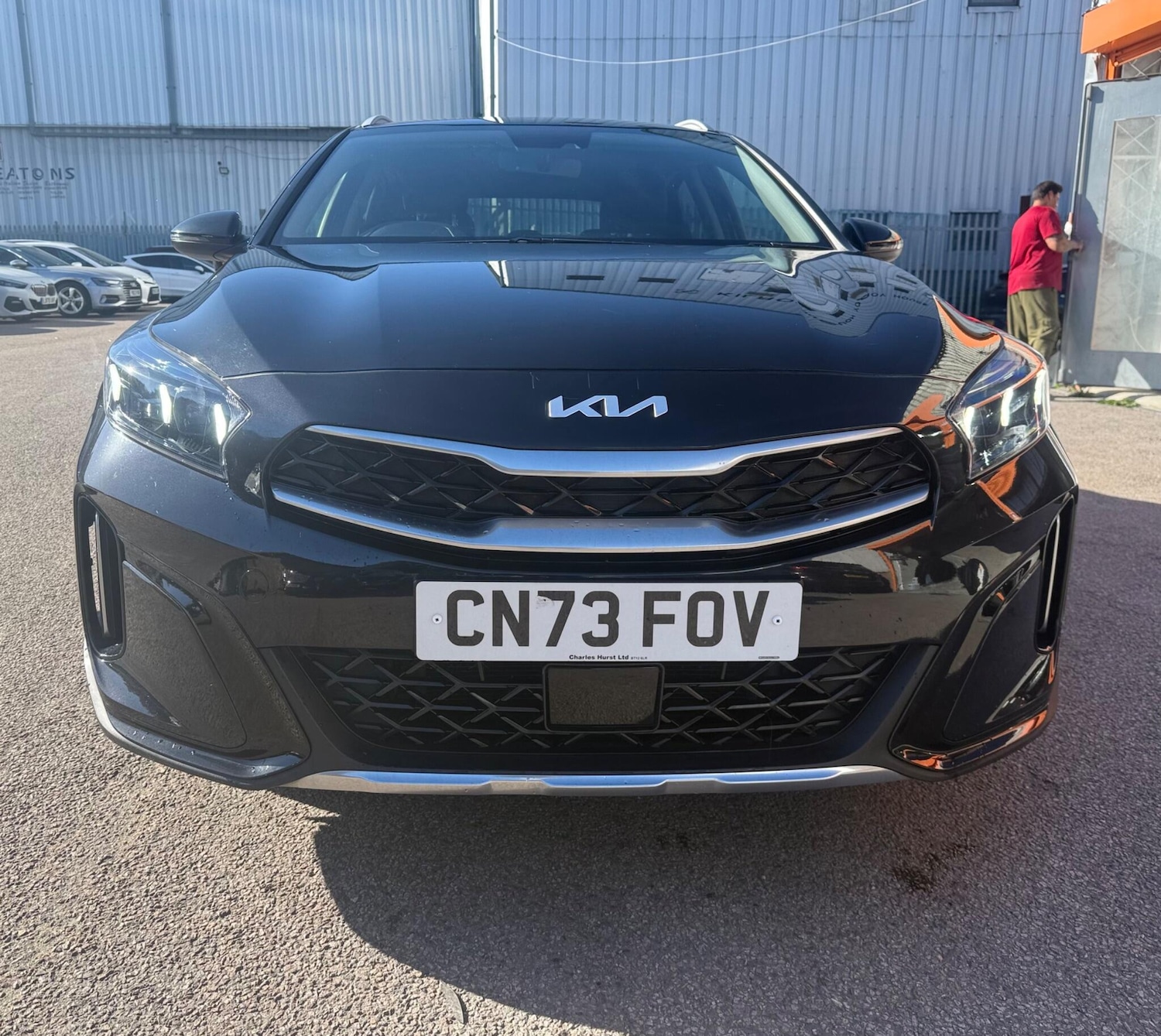 Used Kia XCeed 2023 for sale - 75905369: Photo 2