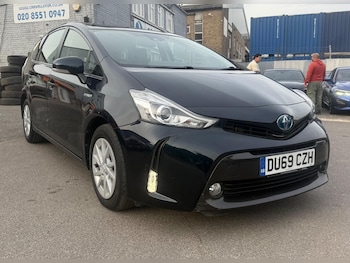 Used Toyota Prius+ 2019 for sale - 76084014: Photo