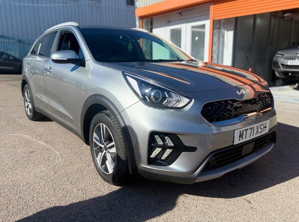 Used Kia Niro 2021 for sale - 76013432: Photo 1
