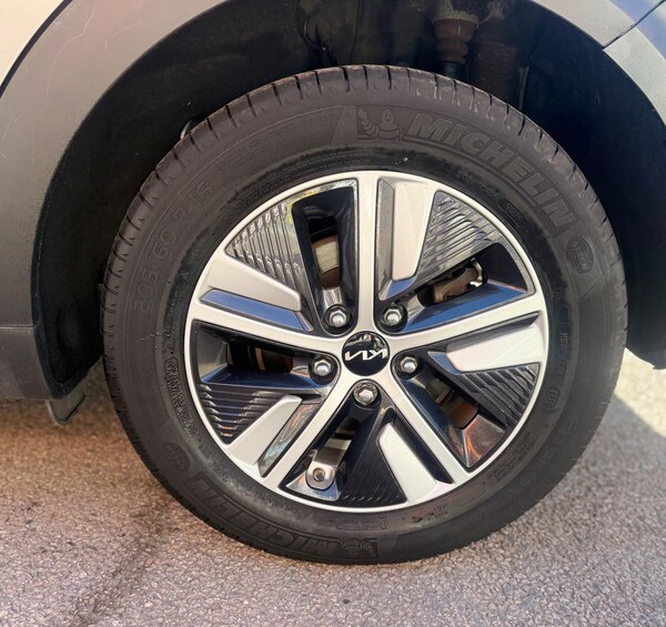 Used Kia Niro 2021 for sale - 76013432: Photo 8