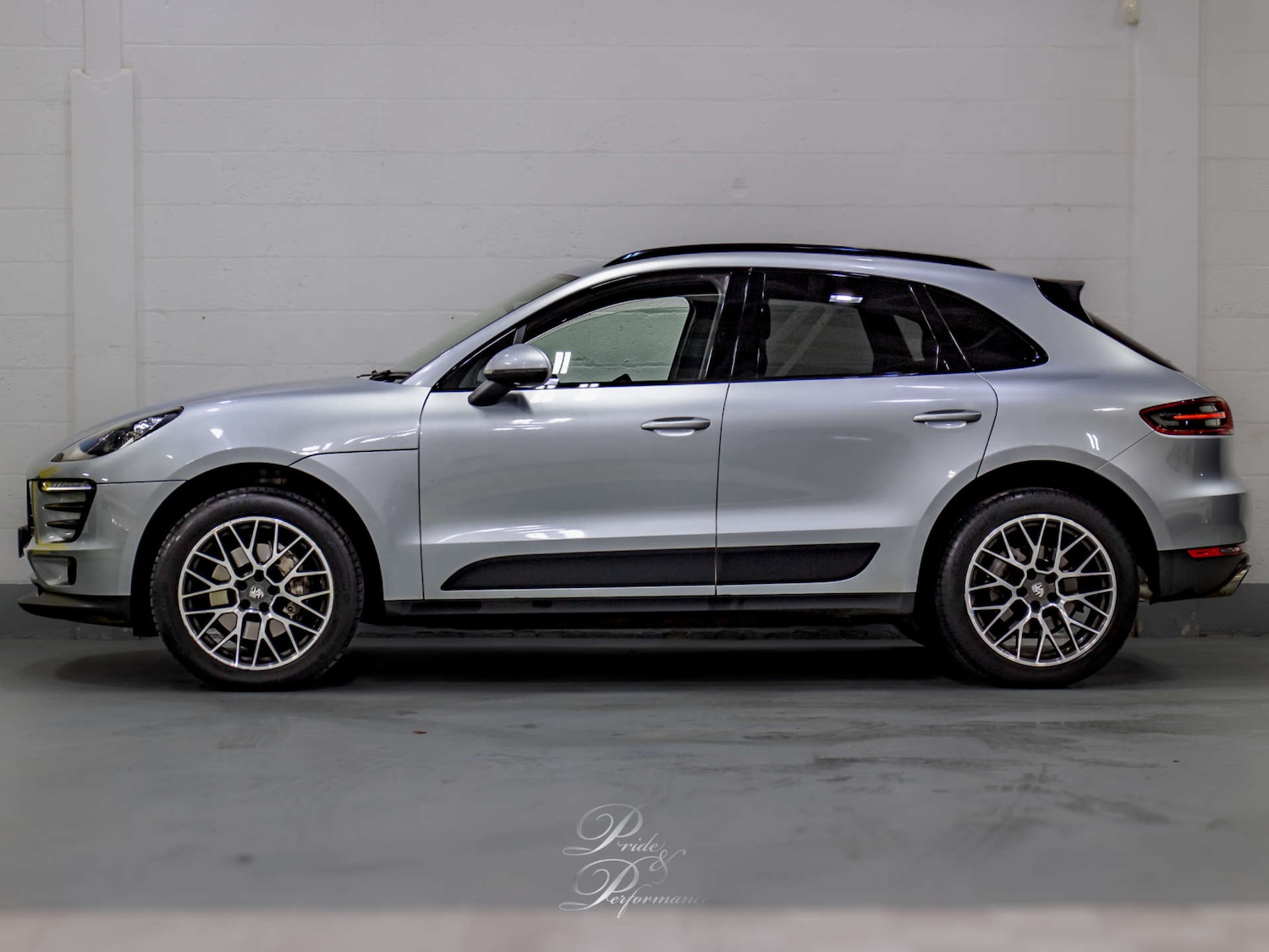 Used Porsche Macan 2017 for sale - 76971041: Photo 15