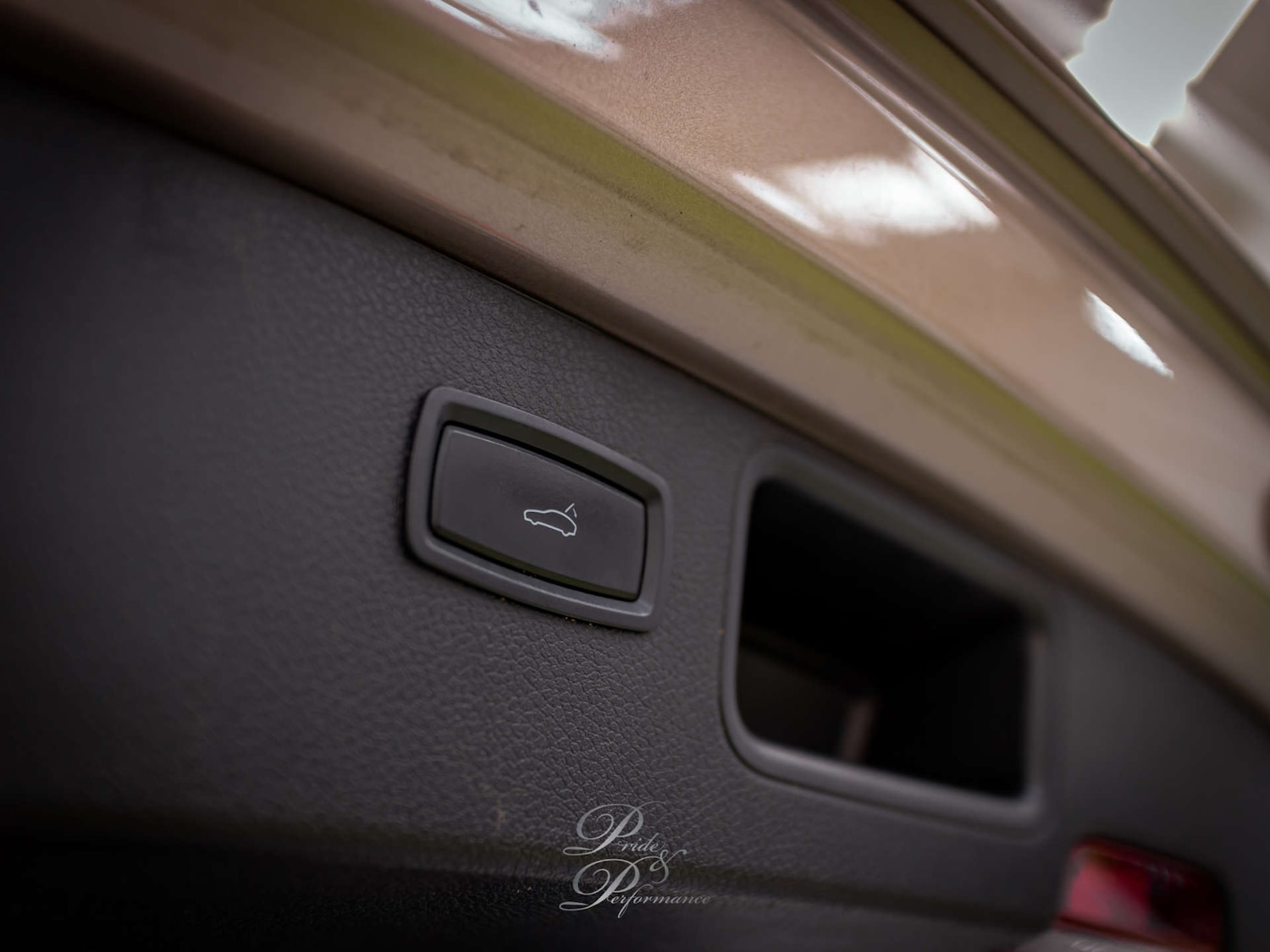 Used Porsche Macan 2017 for sale - 76971041: Photo 27