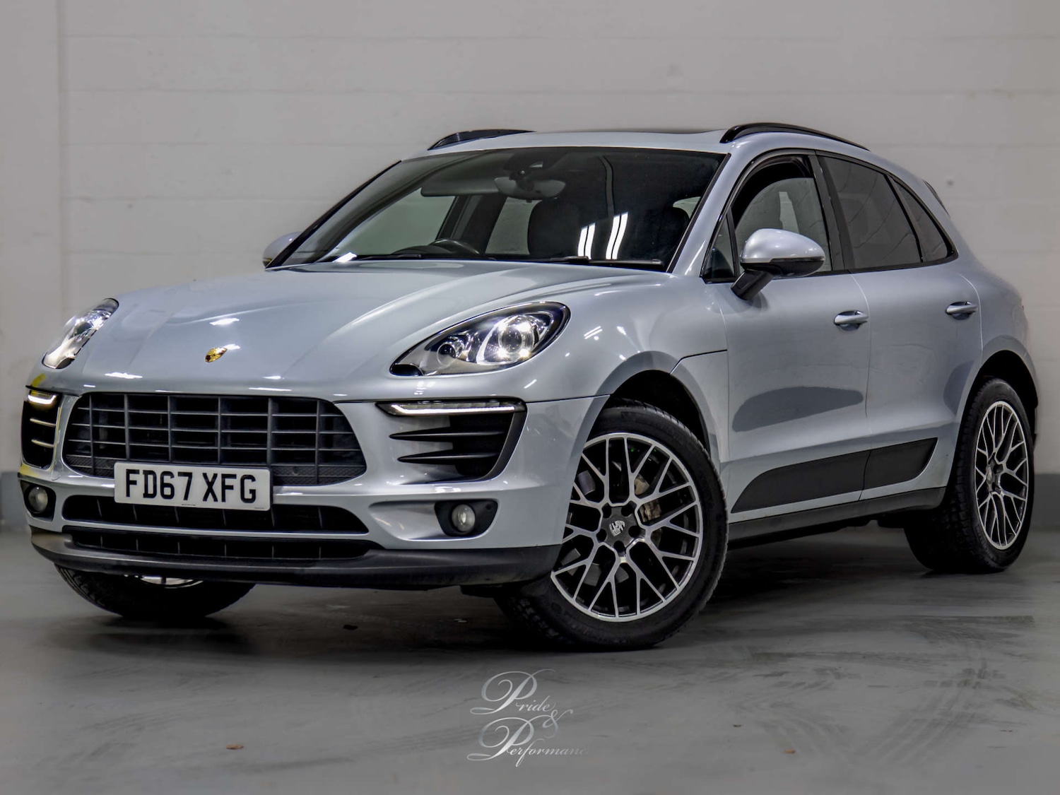 Used Porsche Macan 2017 for sale - 76971041: Photo 3