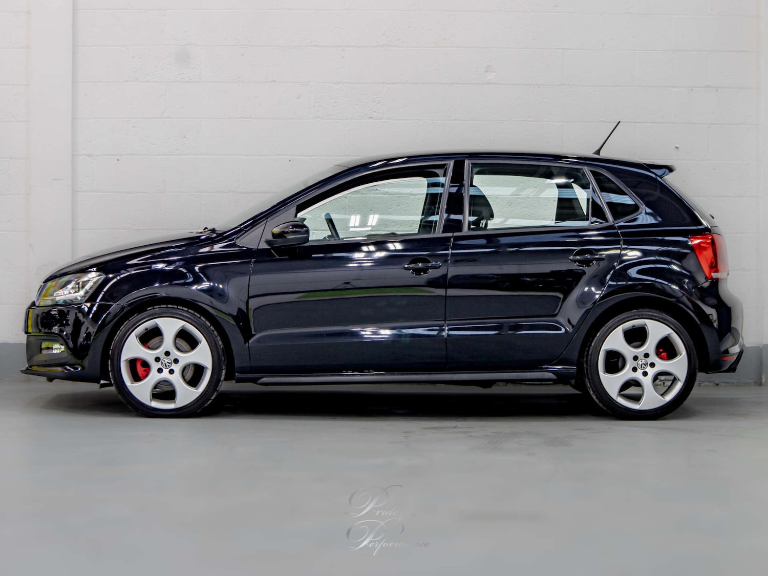 Used Volkswagen Polo 2011 for sale - 76098821: Photo 10
