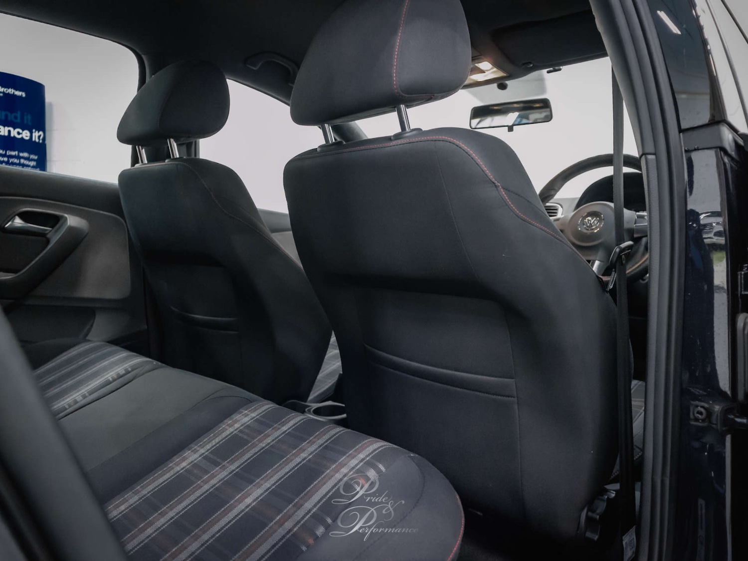 Used Volkswagen Polo 2011 for sale - 76098821: Photo 19