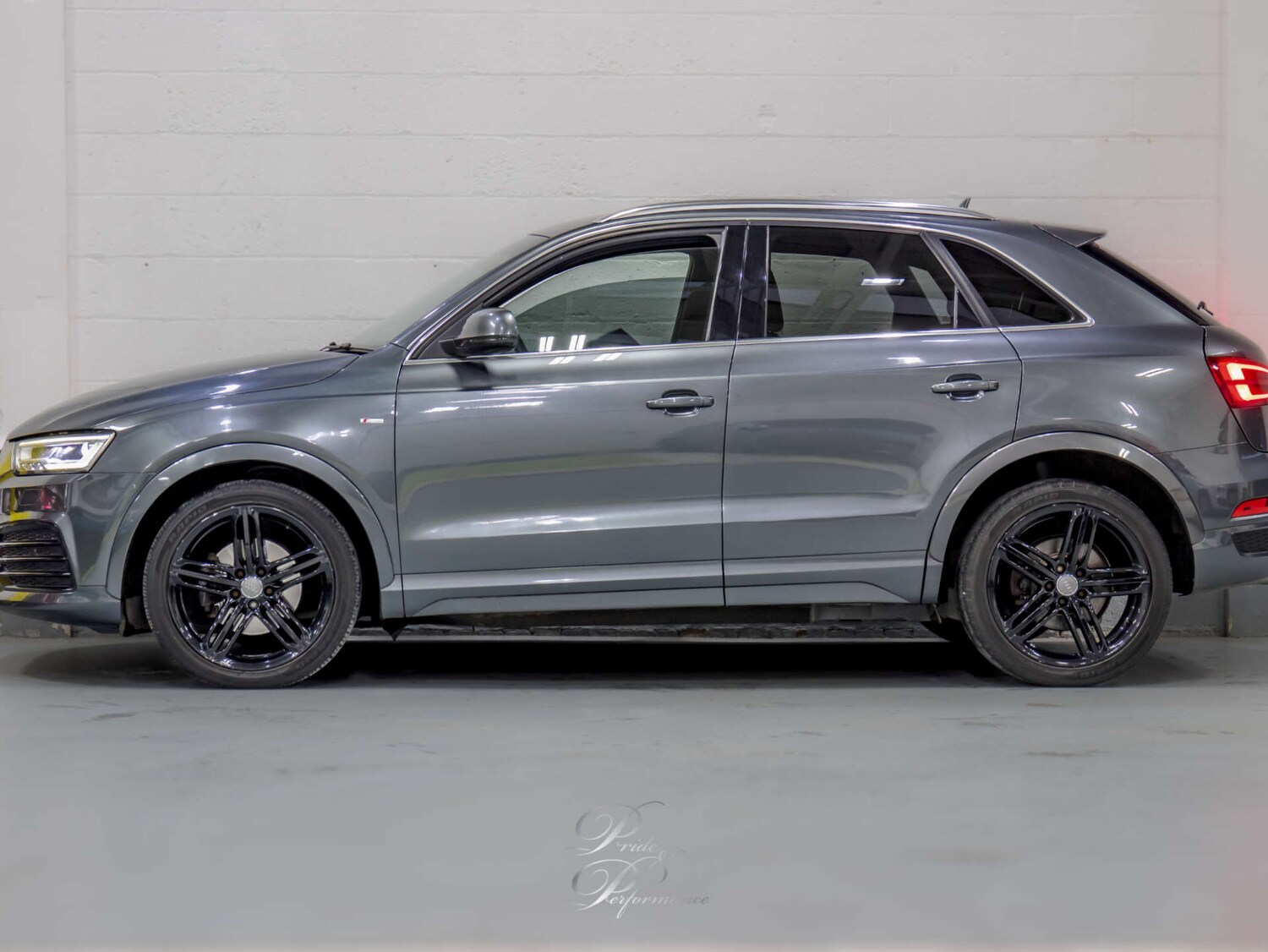 Used Audi Q3 2016 for sale - 77802723: Photo 10