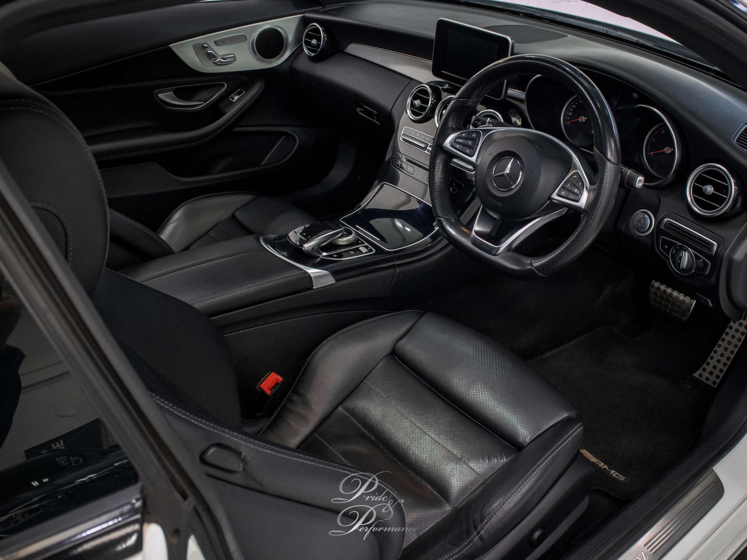 Used Mercedes-Benz C Class 2017 for sale - 77349820: Photo 11