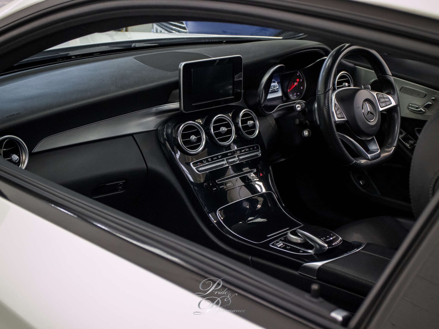 Used Mercedes-Benz C Class 2017 for sale - 77349820: Photo 16