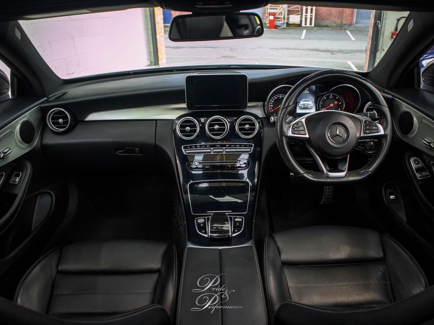 Used Mercedes-Benz C Class 2017 for sale - 77349820: Photo 28