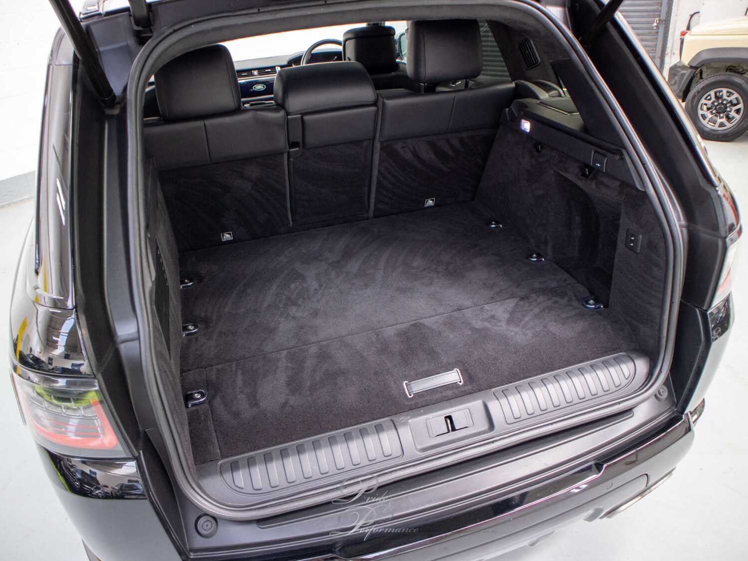 Used Land Rover Range Rover Sport 2018 for sale - 78087727: Photo 21