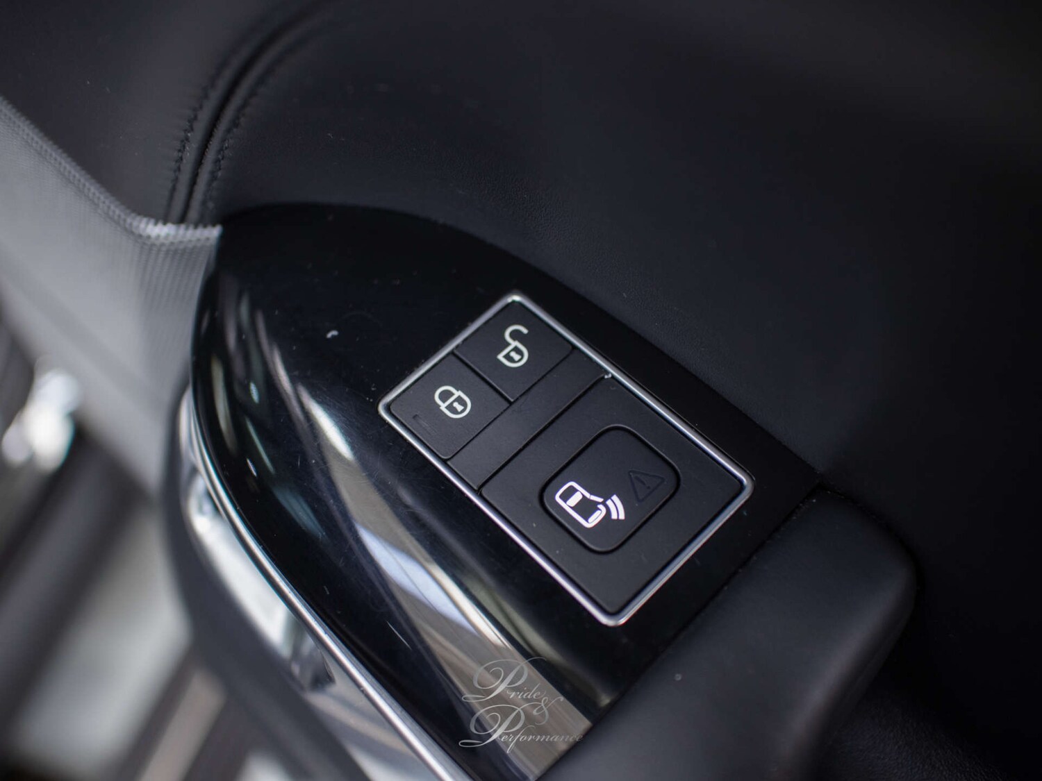 Used Land Rover Range Rover Sport 2018 for sale - 78087727: Photo 32