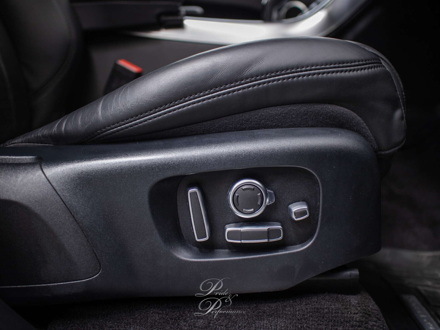 Used Land Rover Range Rover Sport 2018 for sale - 78087727: Photo 33