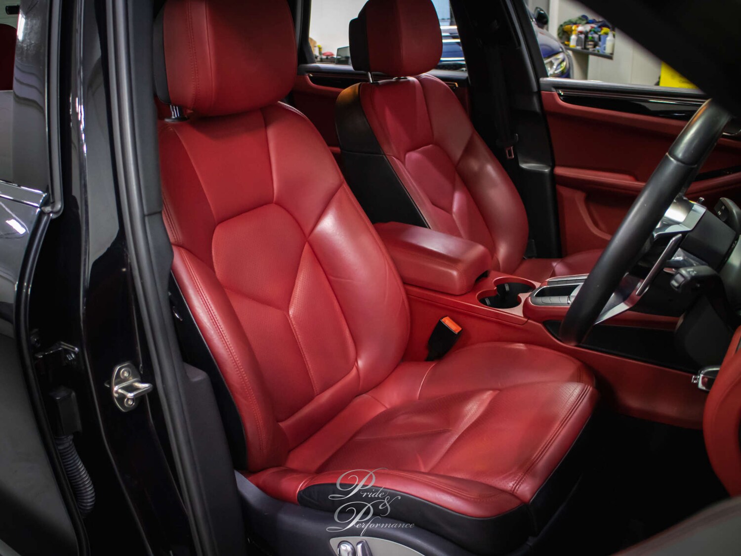 Used Porsche Macan 2015 for sale - 77575736: Photo 16