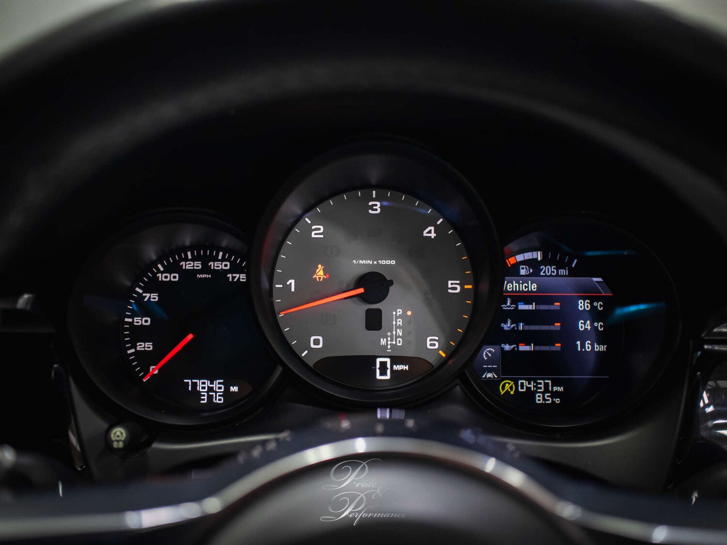 Used Porsche Macan 2015 for sale - 77575736: Photo 24