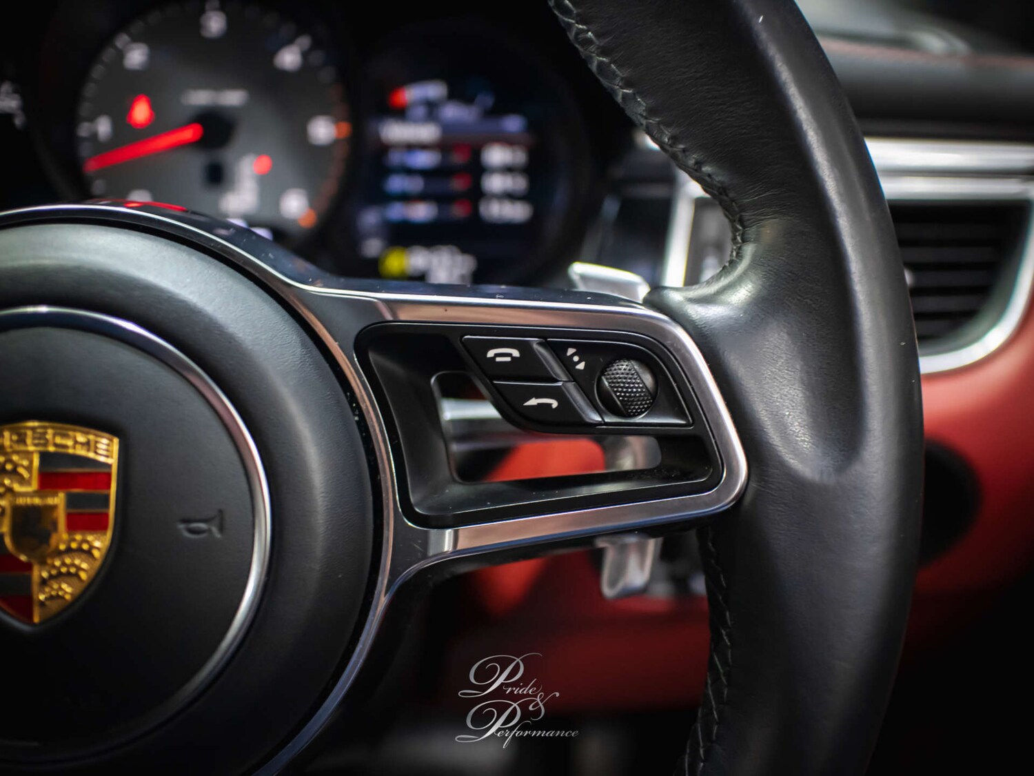 Used Porsche Macan 2015 for sale - 77575736: Photo 27